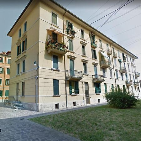 Ca' Santa Marta Apartment Венеция Екстериор снимка