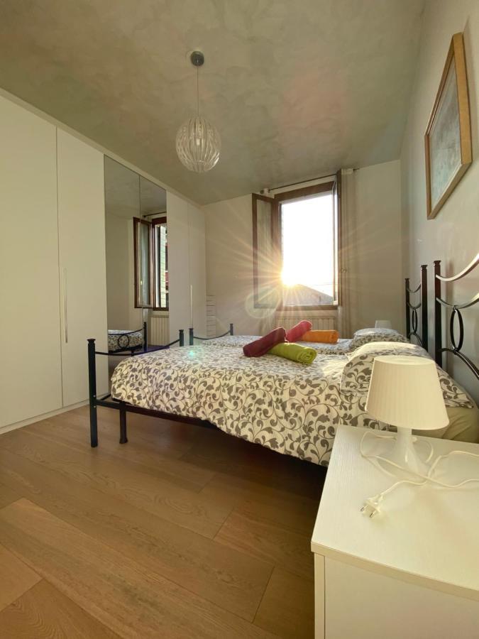 Ca' Santa Marta Apartment Венеция Екстериор снимка